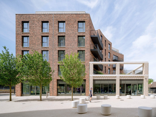 Magna Square