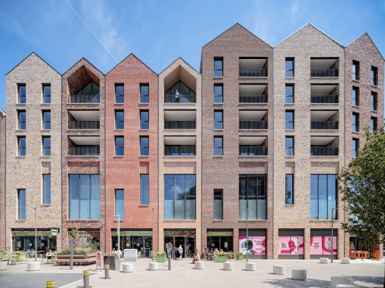 Magna Square