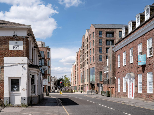 Magna Square