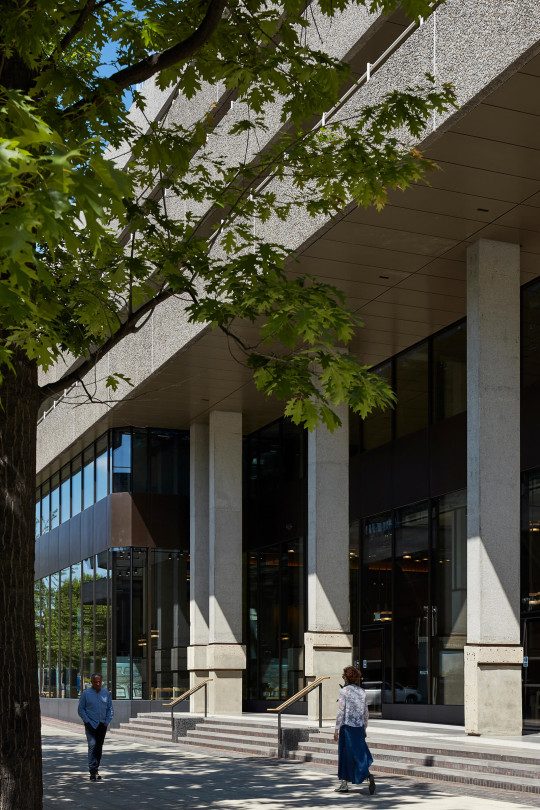 76 Southbank