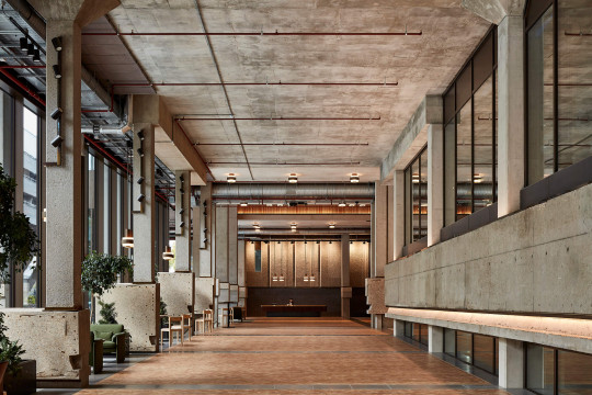 76 Southbank