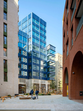 1 Keskidee Square