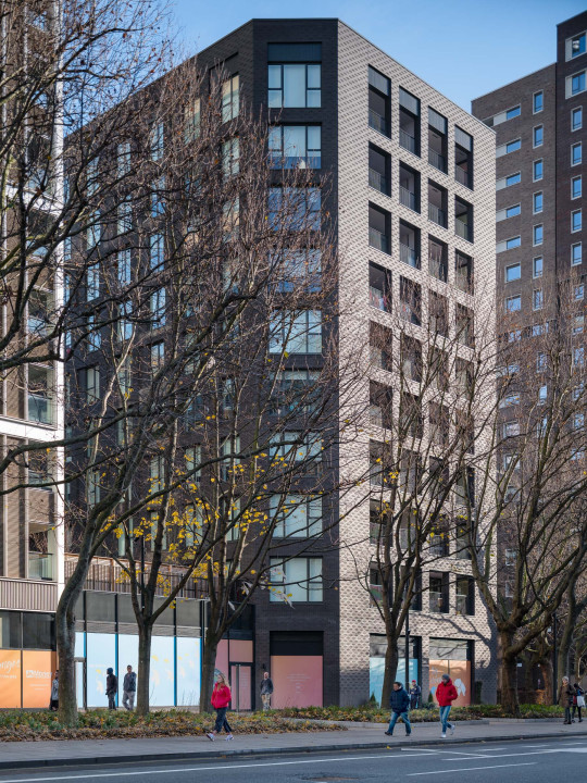 West Grove, Elephant Park