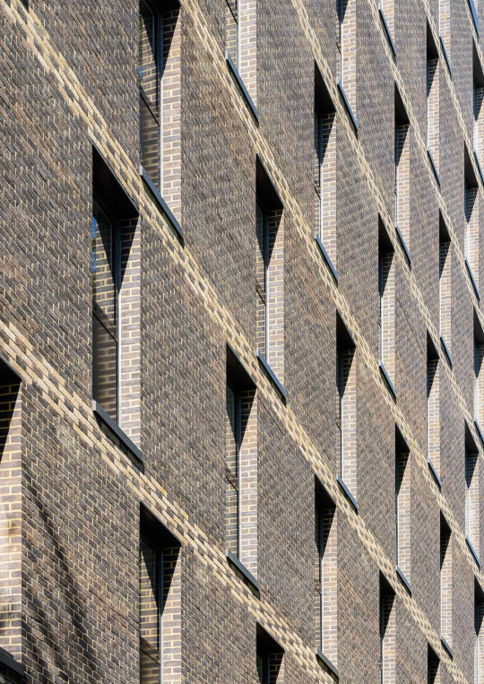 Park Central West, Elephant Park