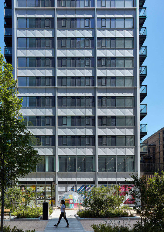 Park Central West, Elephant Park