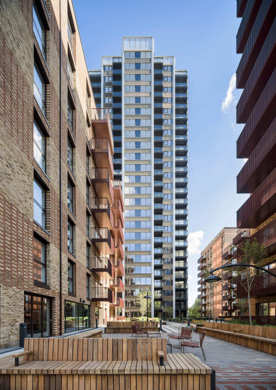 Park Central East, Elephant Park