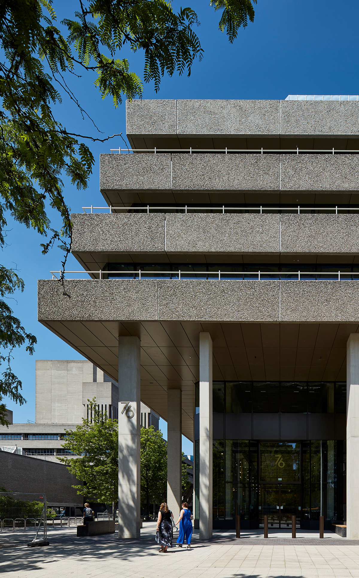 76 Southbank
