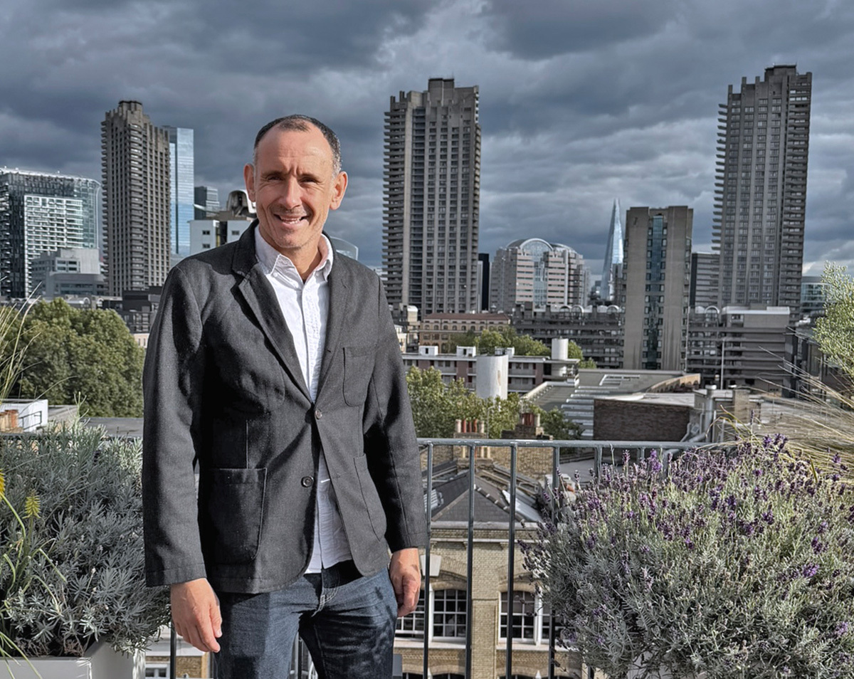 Dr Craig Robertson appointed an Honorary Professor at UCL